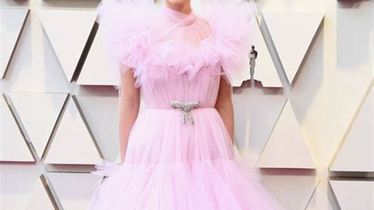 Oscars 2024 Street Fashion Joye Nellie